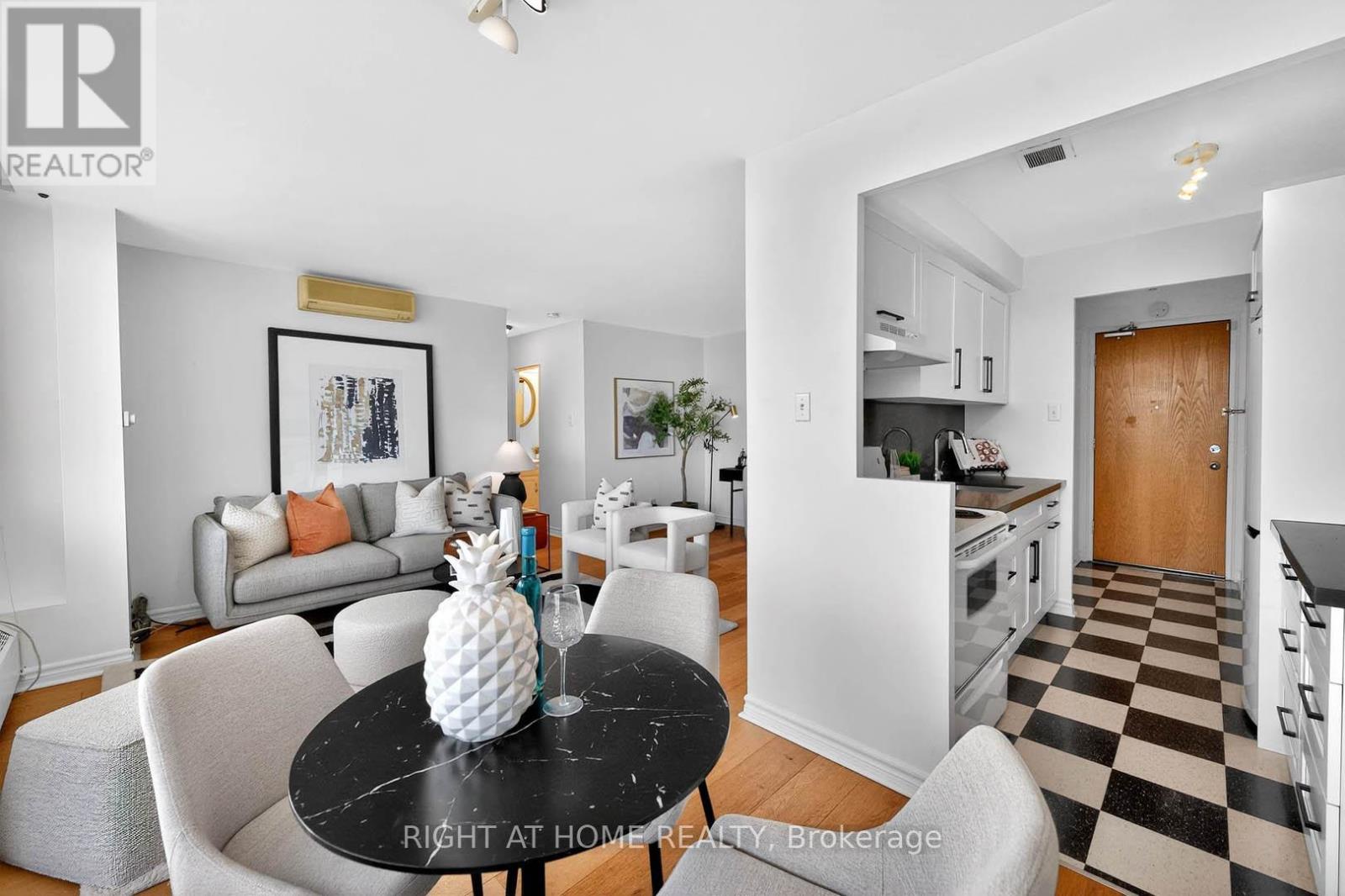 701 - 74 Spadina Road, Toronto (annex), Ontario