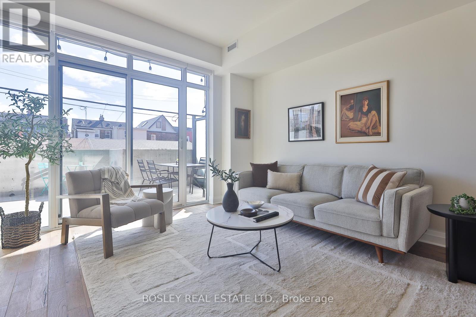 103 - 245 Perth Avenue, Toronto (dovercourt-wallace Emerson-junction), Ontario