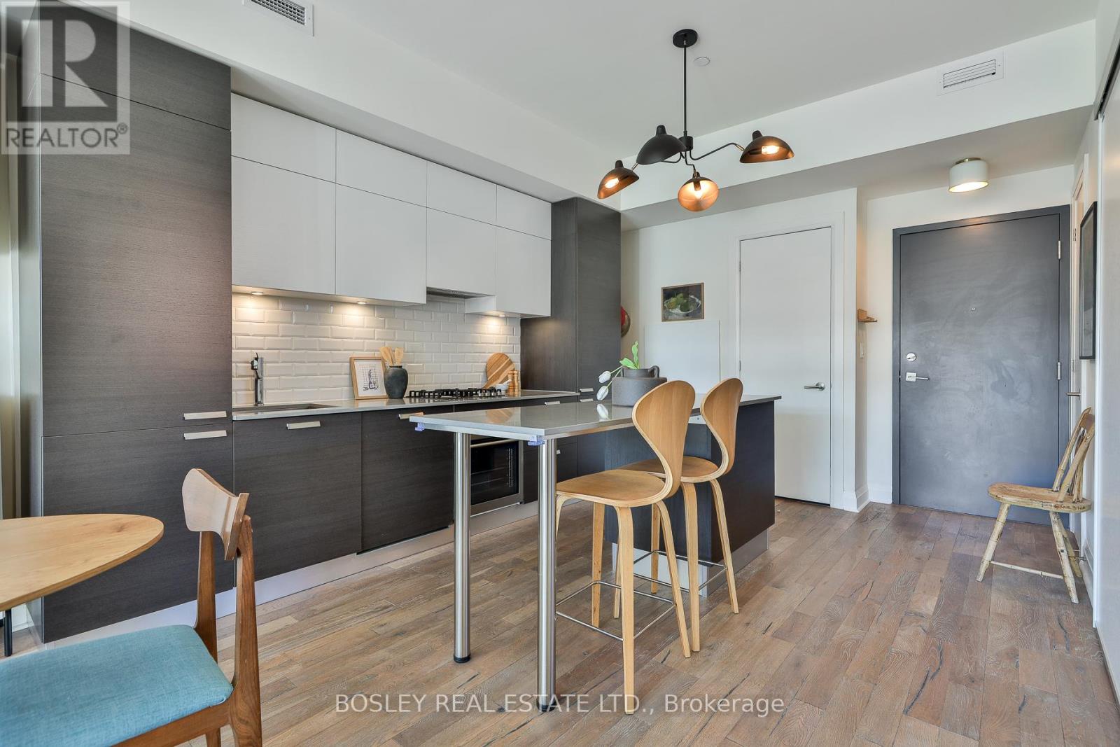 103 - 245 Perth Avenue, Toronto (dovercourt-wallace Emerson-junction), Ontario