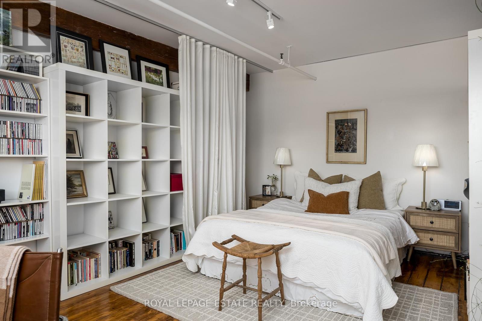 21 - 121 Prescott Avenue, Toronto (weston-pellam Park), Ontario