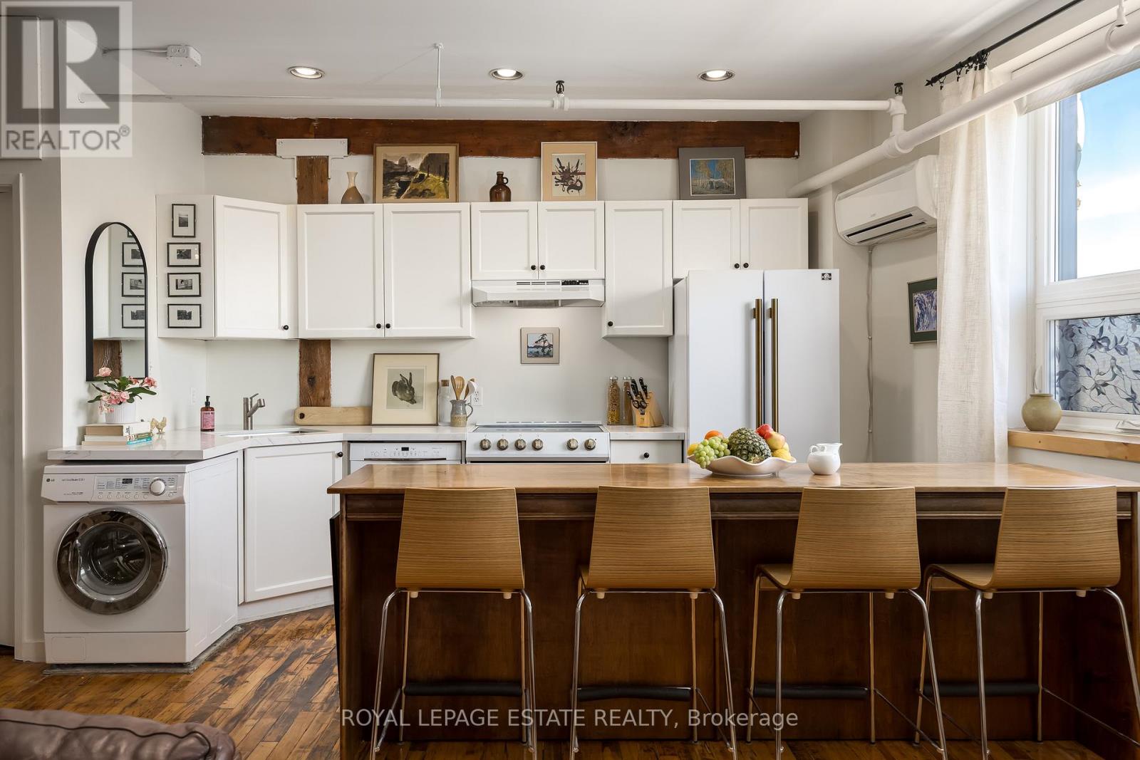 21 - 121 Prescott Avenue, Toronto (weston-pellam Park), Ontario