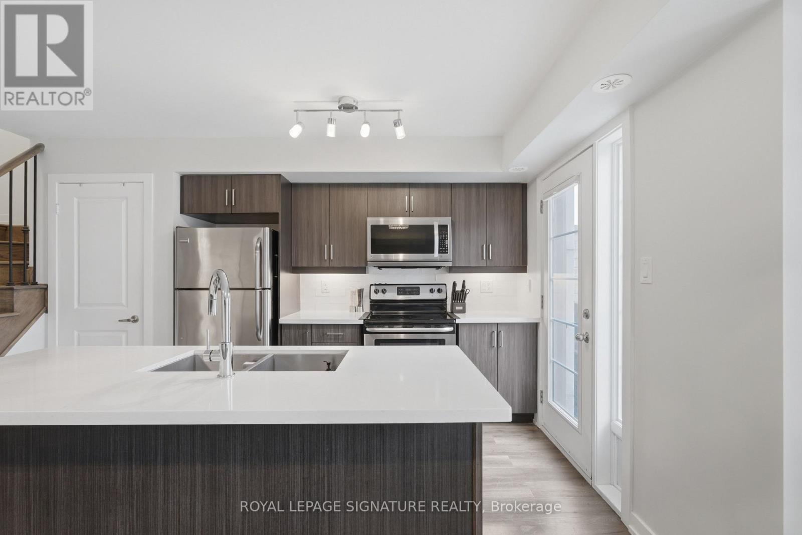 50 - 2315 Sheppard Avenue W, Toronto (humberlea-pelmo Park), Ontario