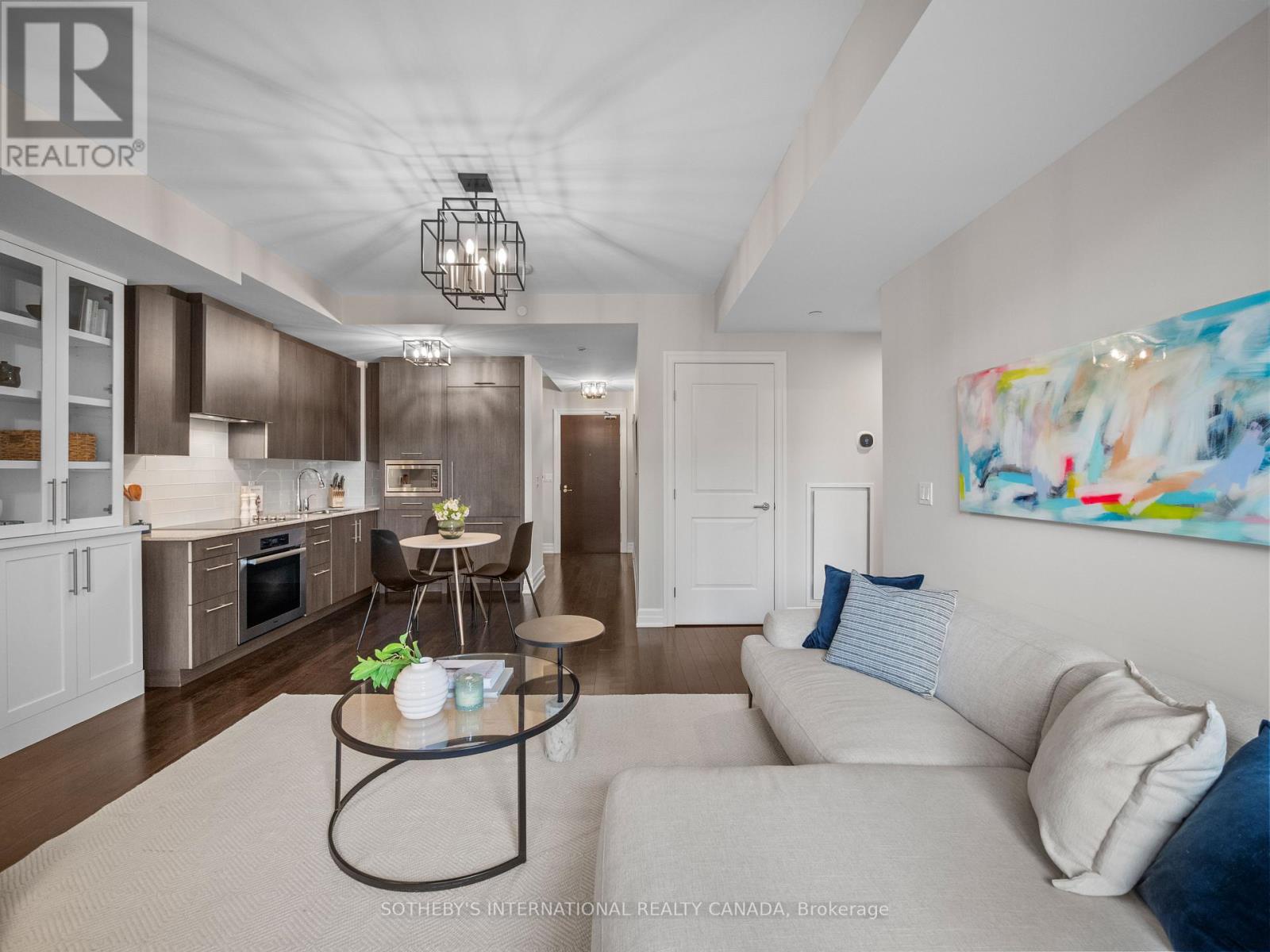 301 - 30 Old Mill Road, Toronto (kingsway South), Ontario