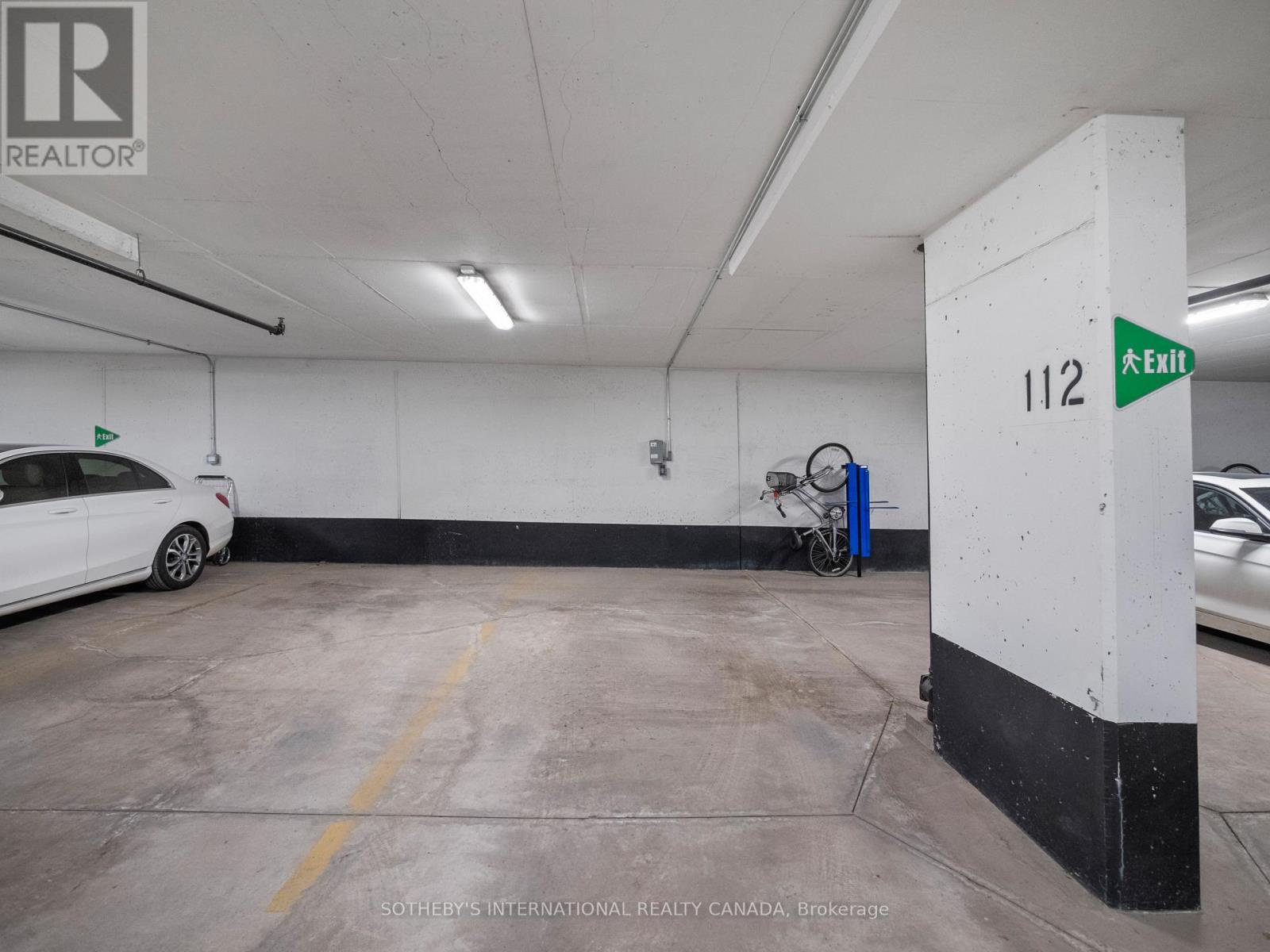 301 - 30 Old Mill Road, Toronto (kingsway South), Ontario