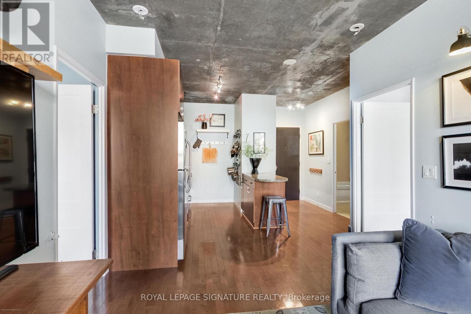 718 - 1005 King Street W, Toronto (niagara), Ontario