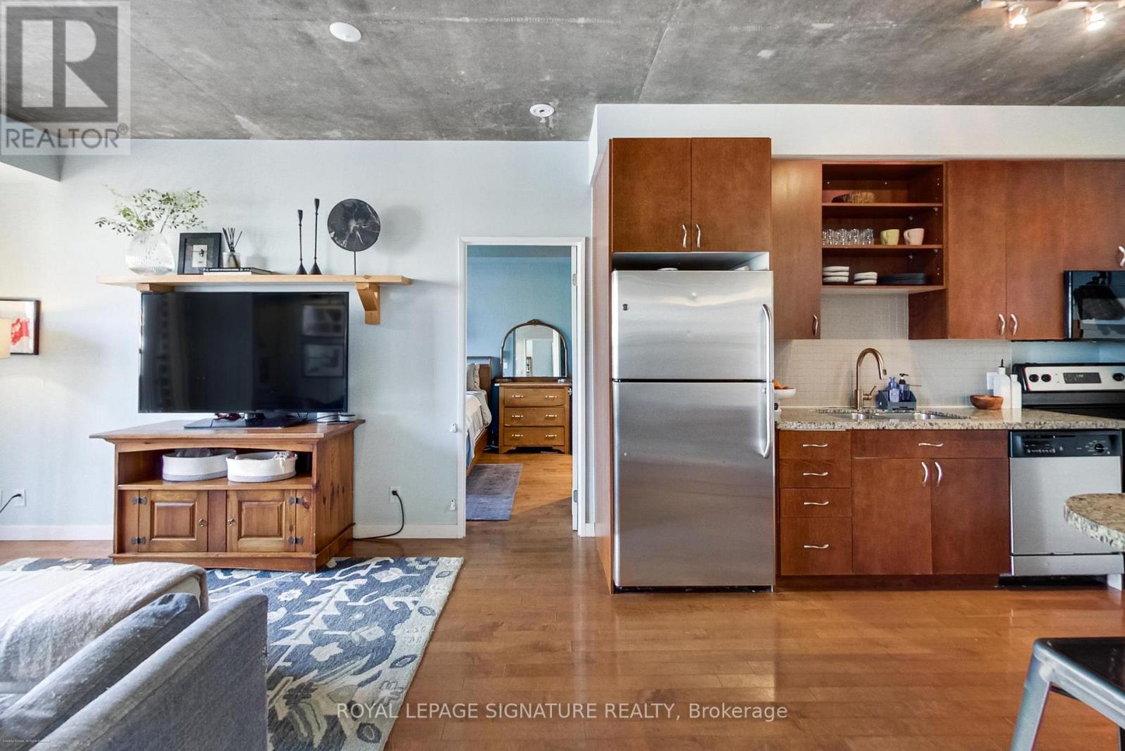 718 - 1005 King Street W, Toronto (niagara), Ontario