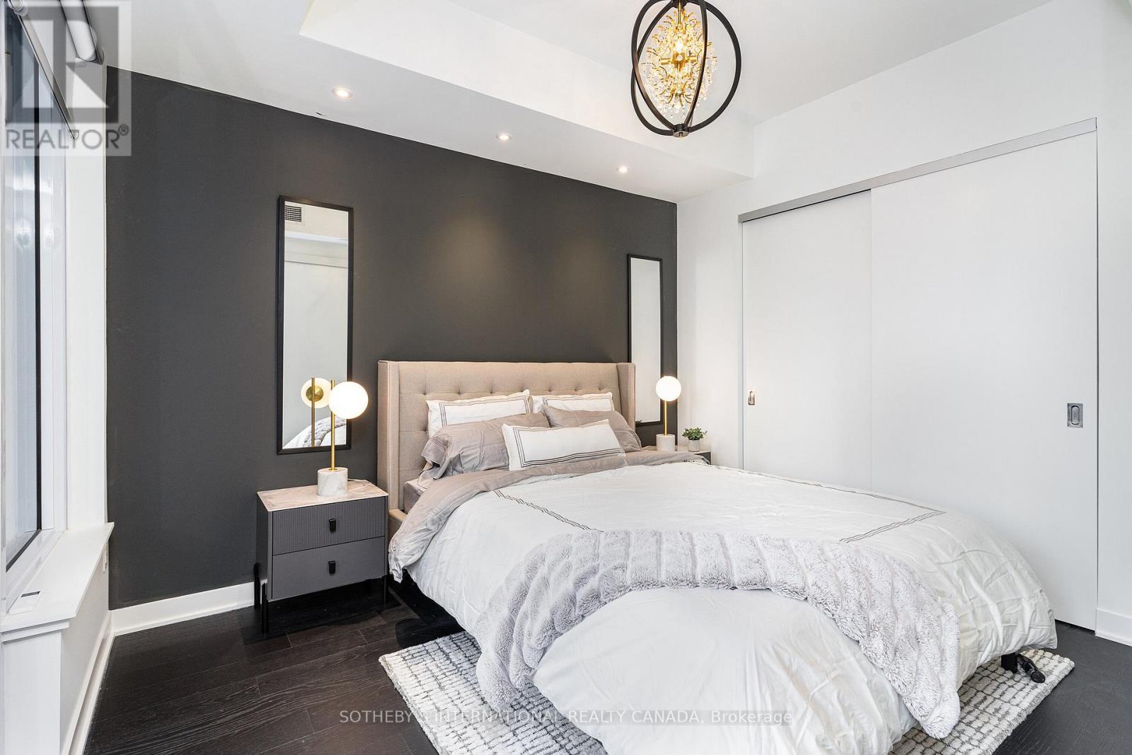 1111 - 11 Yorkville Avenue, Toronto (annex), Ontario