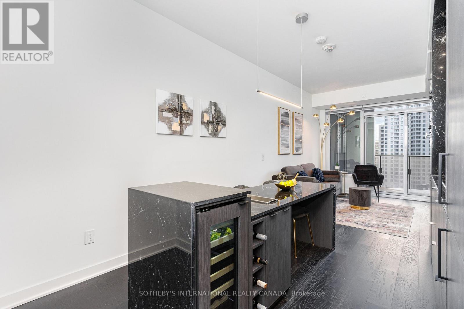1111 - 11 Yorkville Avenue, Toronto (annex), Ontario