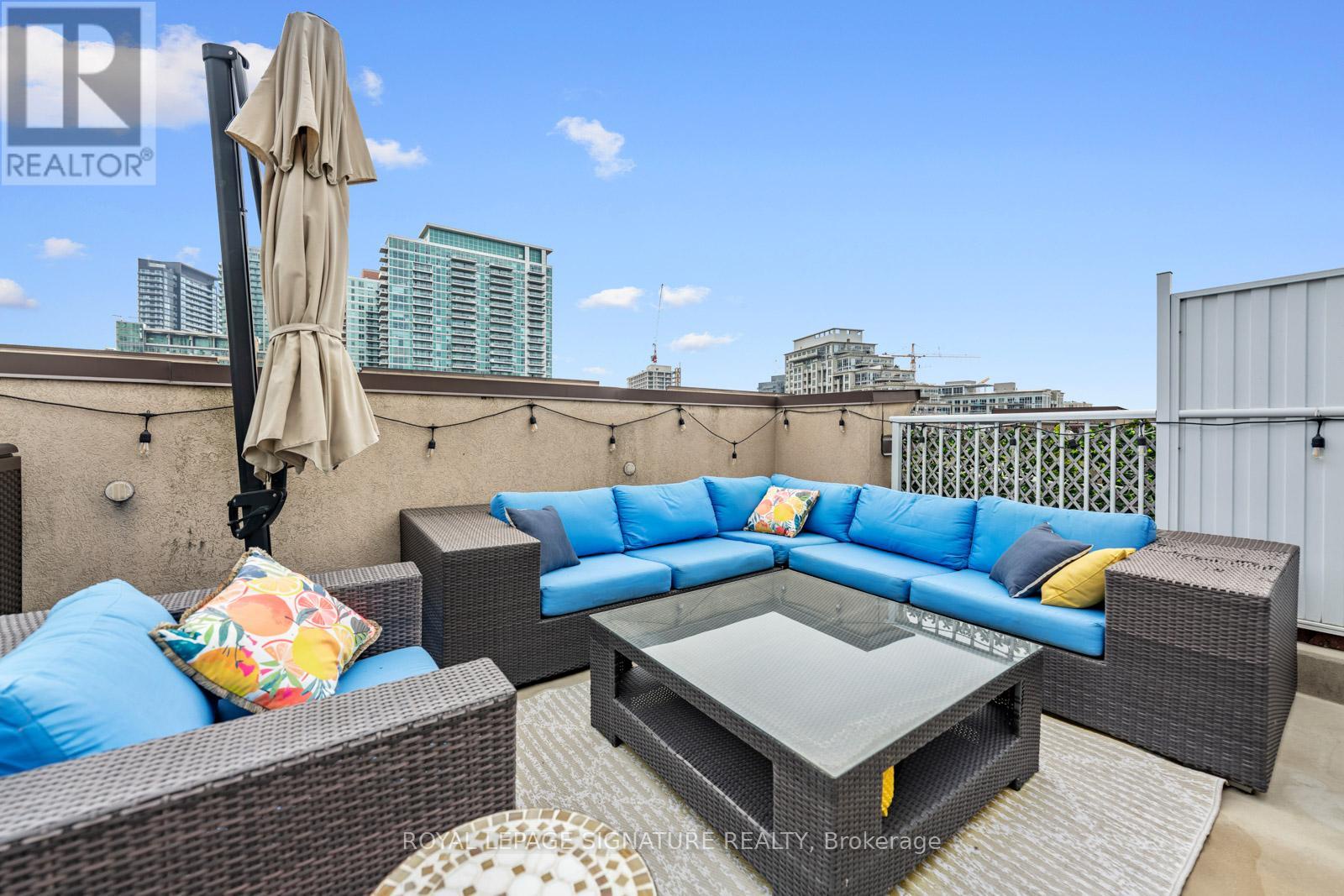 223 - 26 Western Battery Road, Toronto (niagara), Ontario