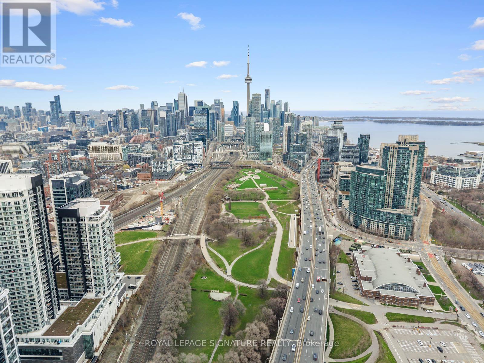 223 - 26 Western Battery Road, Toronto (niagara), Ontario