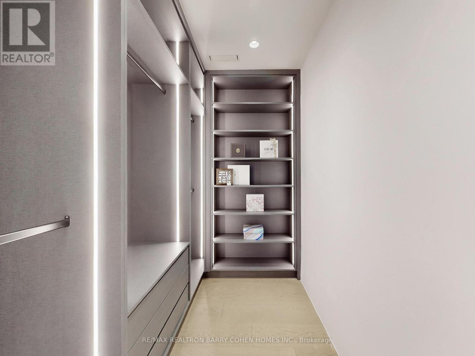 135 Imperial Street, Toronto (yonge-eglinton), Ontario