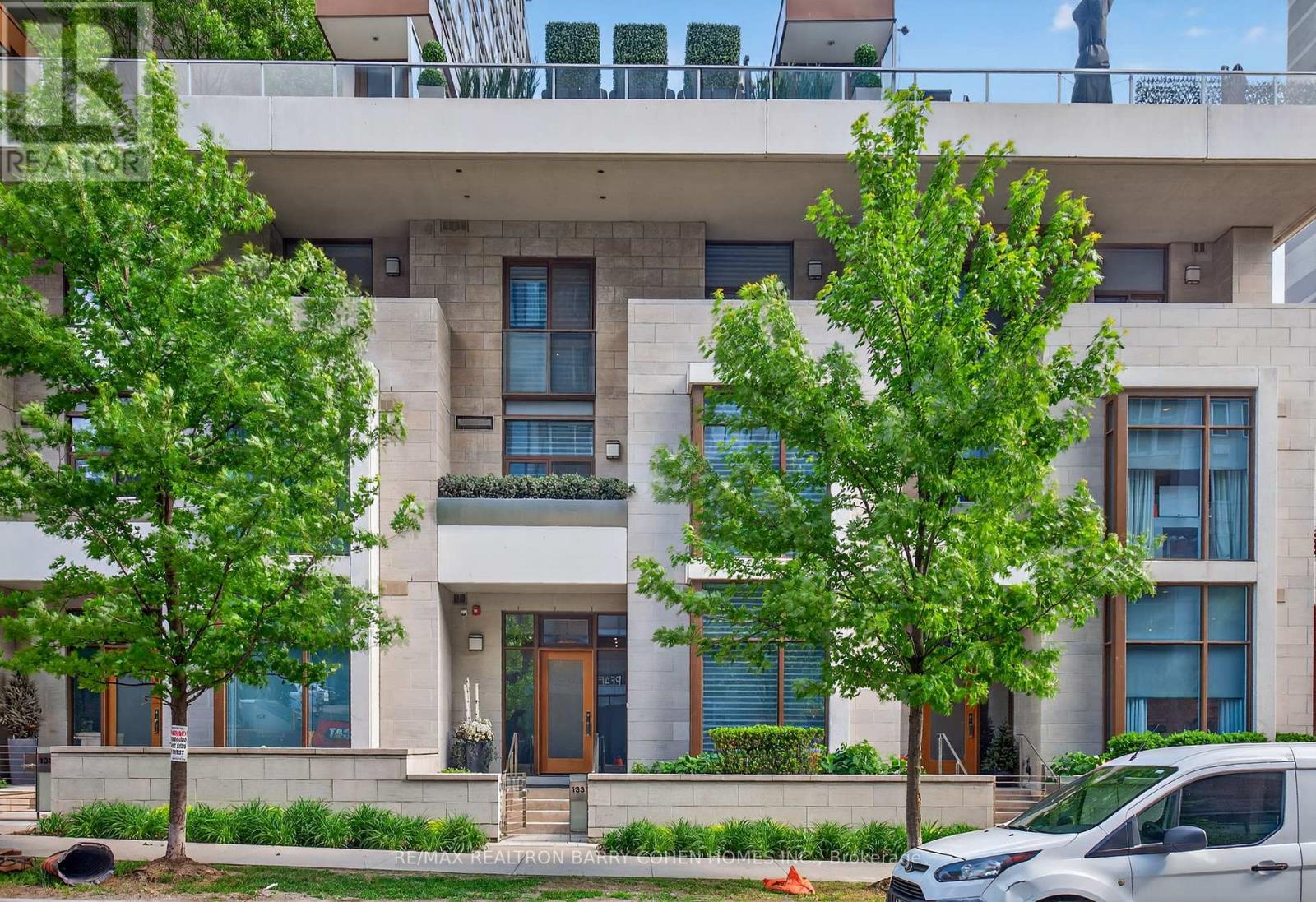 133 Pears Avenue, Toronto (annex), Ontario