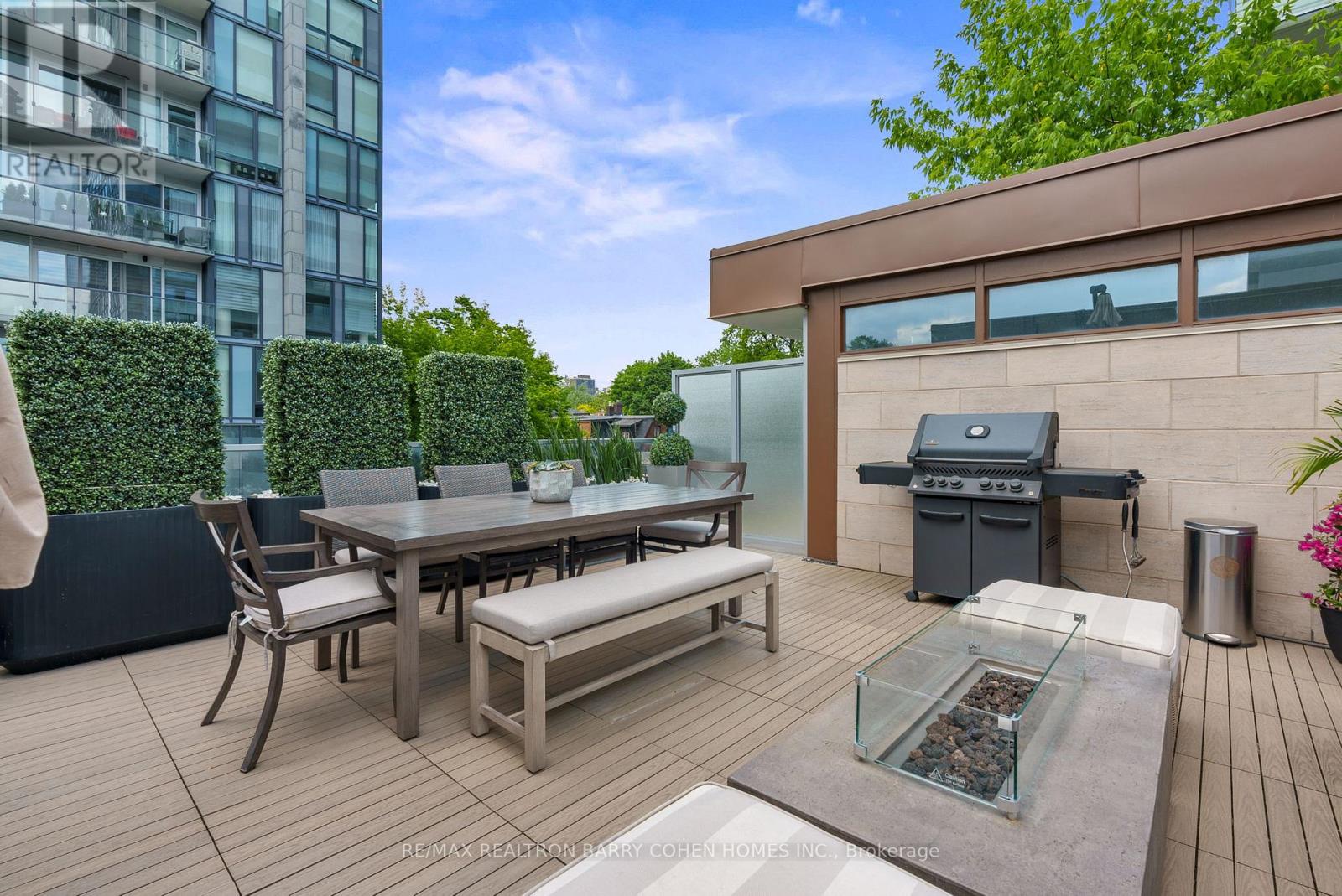 133 Pears Avenue, Toronto (annex), Ontario