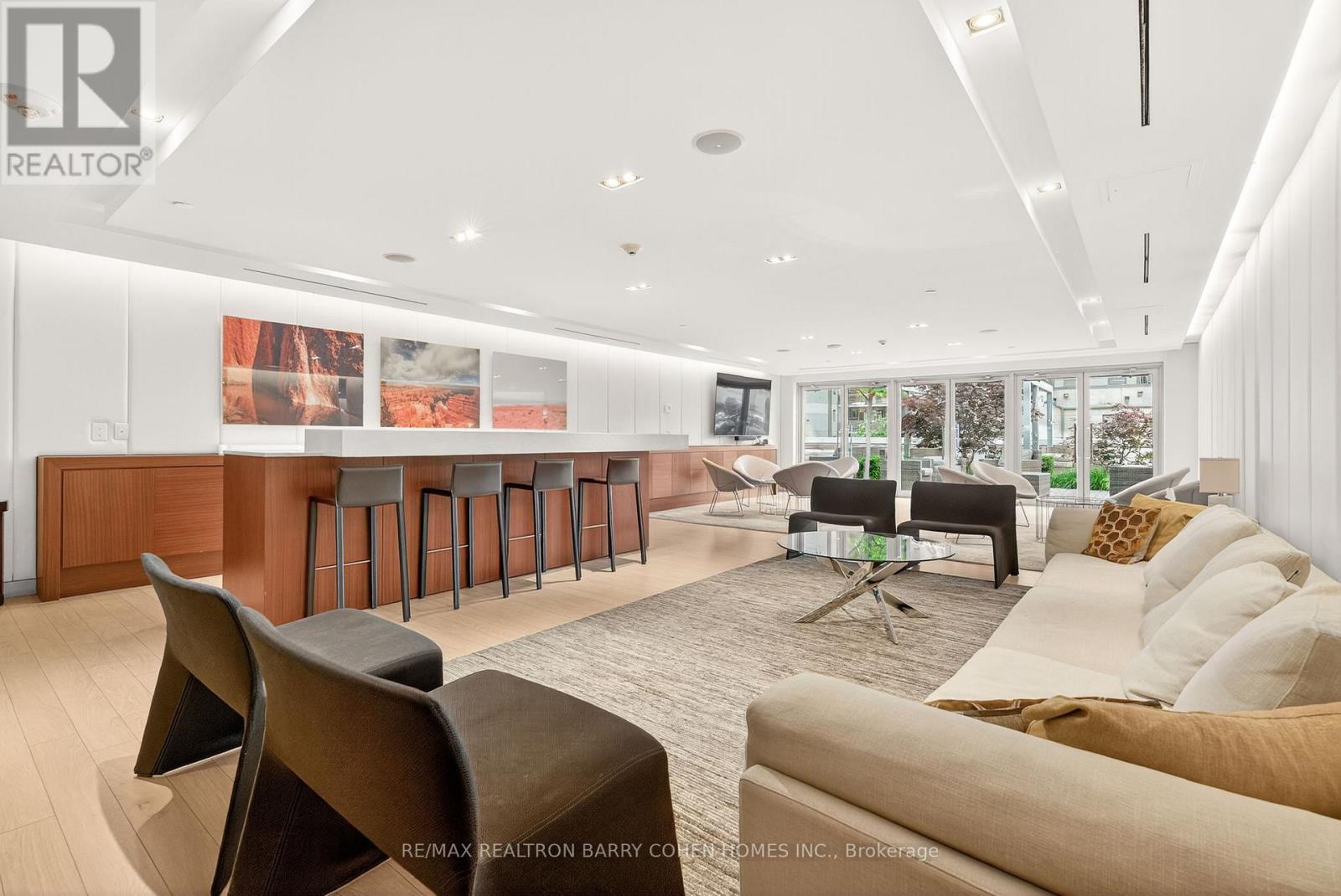 133 Pears Avenue, Toronto (annex), Ontario