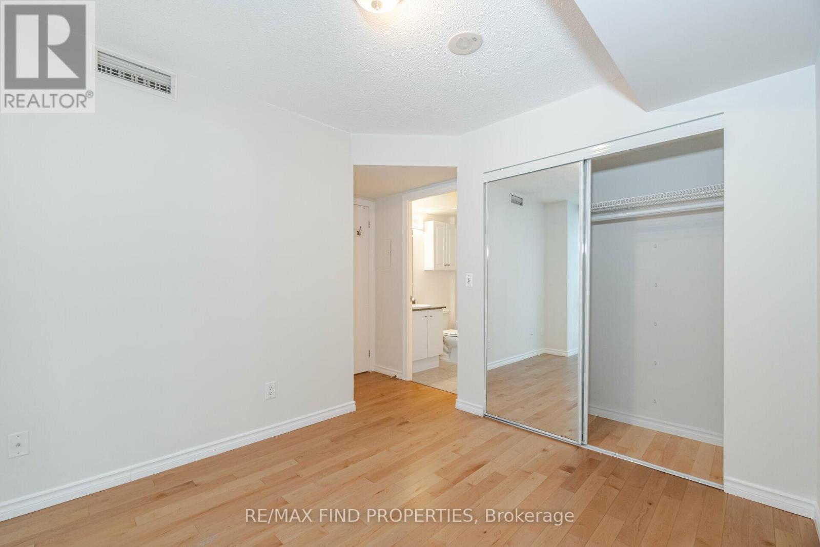 1505 - 12 Yonge Street, Toronto (waterfront Communities), Ontario