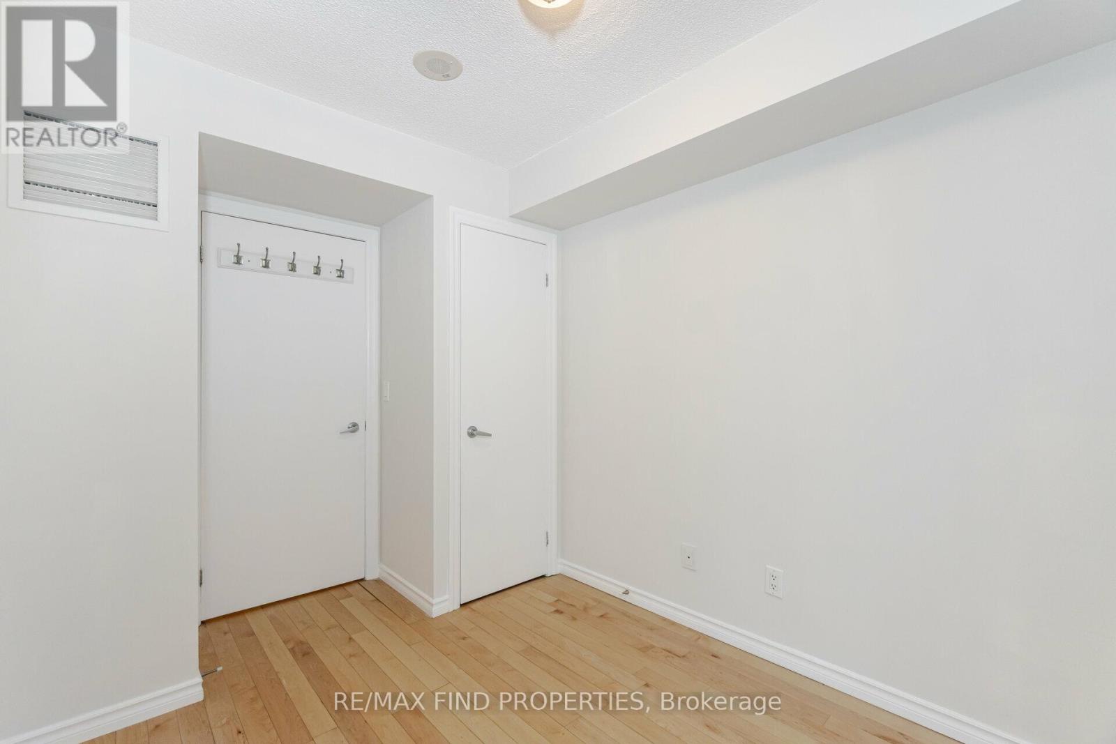 1505 - 12 Yonge Street, Toronto (waterfront Communities), Ontario