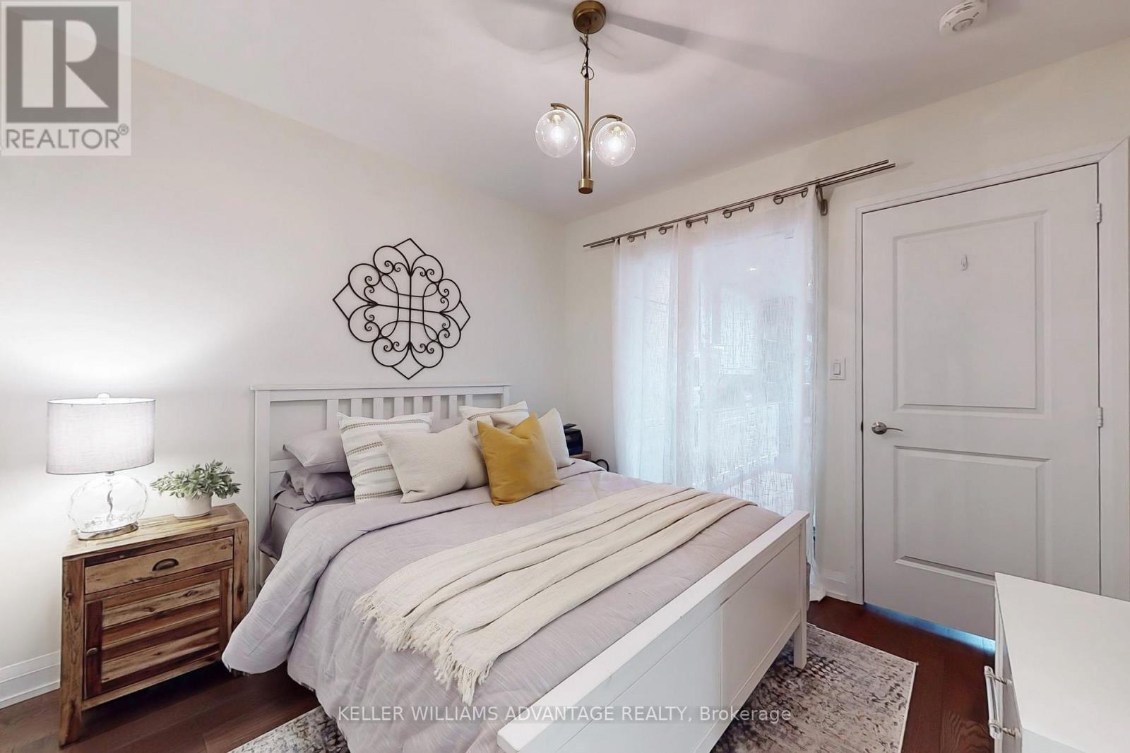 308 - 200 Woodbine Avenue, Toronto (the Beaches), Ontario