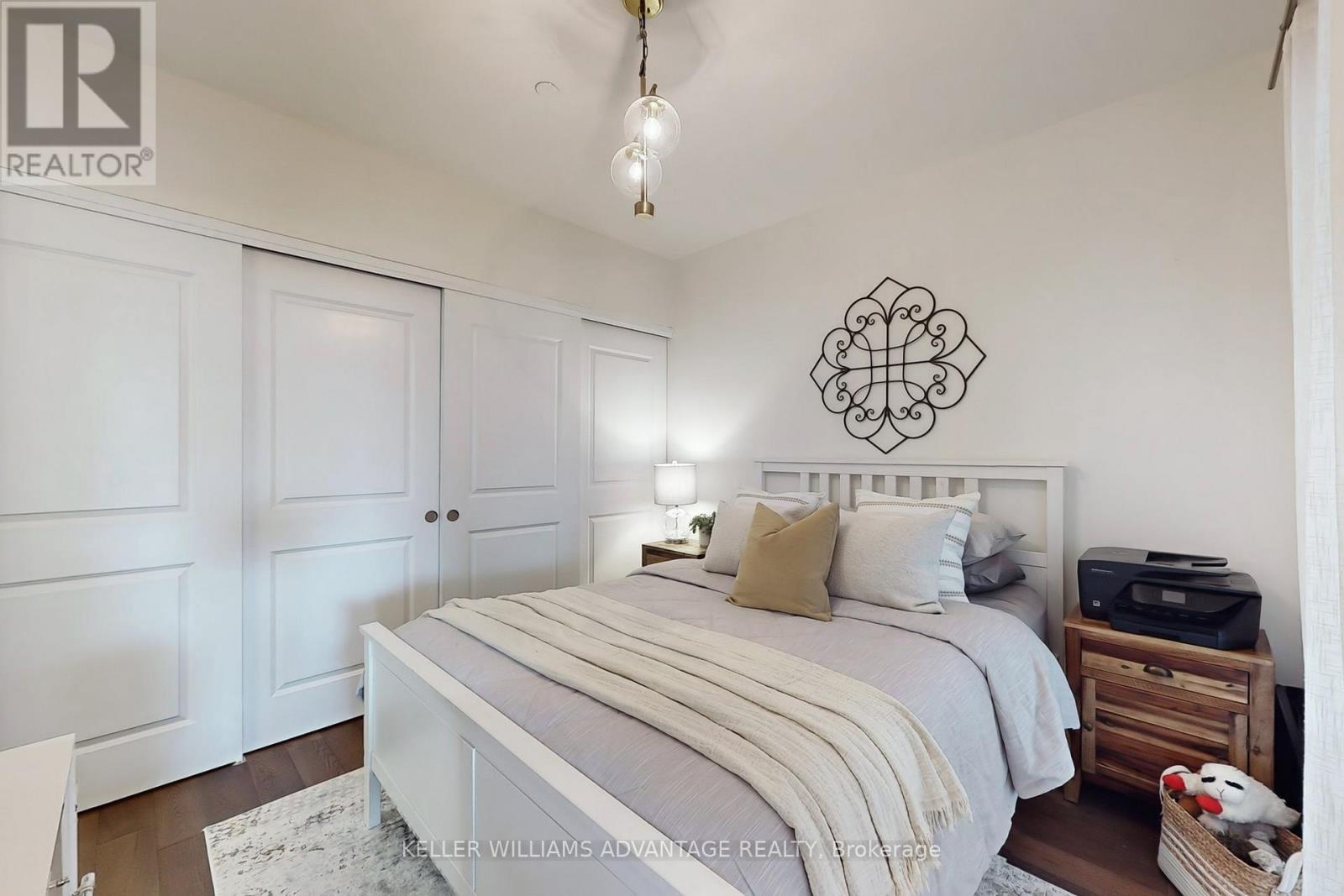 308 - 200 Woodbine Avenue, Toronto (the Beaches), Ontario