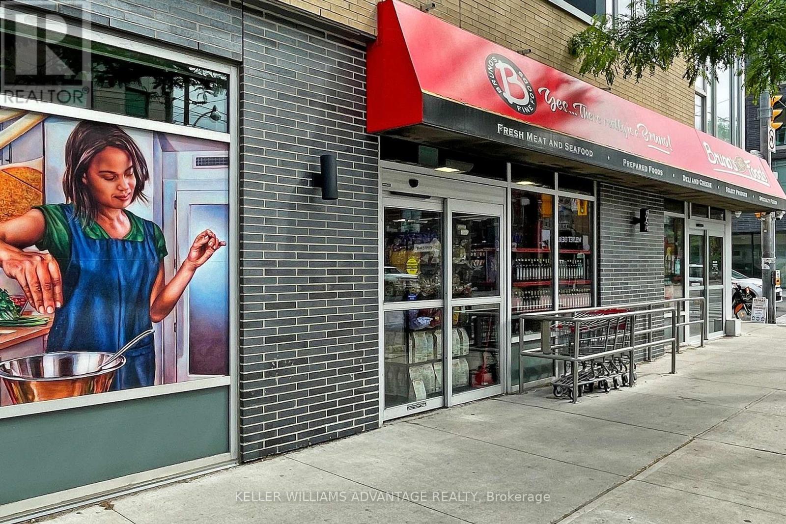 308 - 200 Woodbine Avenue, Toronto (the Beaches), Ontario