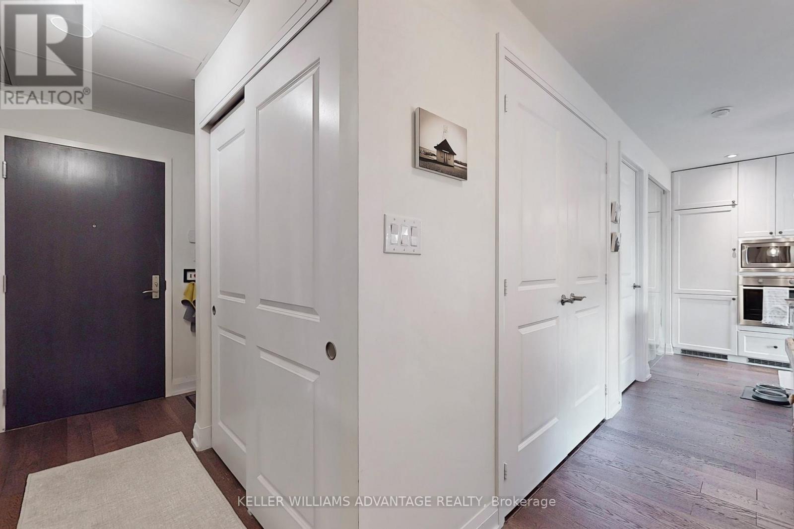 308 - 200 Woodbine Avenue, Toronto (the Beaches), Ontario