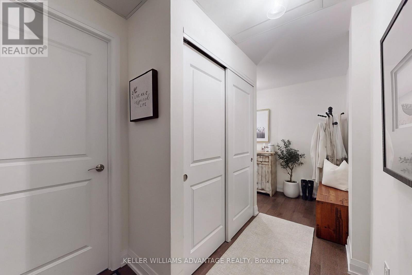 308 - 200 Woodbine Avenue, Toronto (the Beaches), Ontario