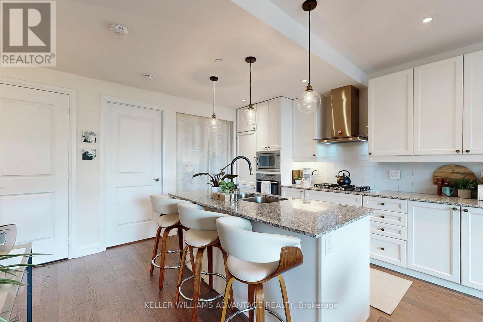 308 - 200 Woodbine Avenue, Toronto (the Beaches), Ontario
