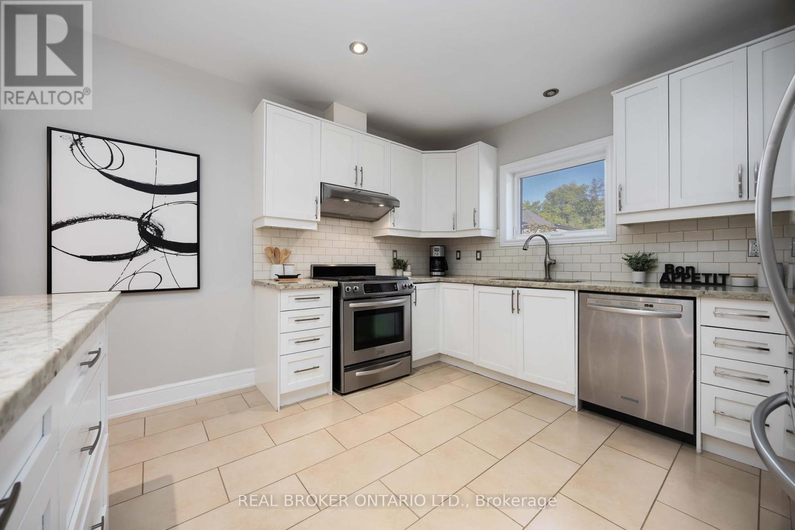 122 Cedarcrest Boulevard, Toronto (o'connor-parkview), Ontario