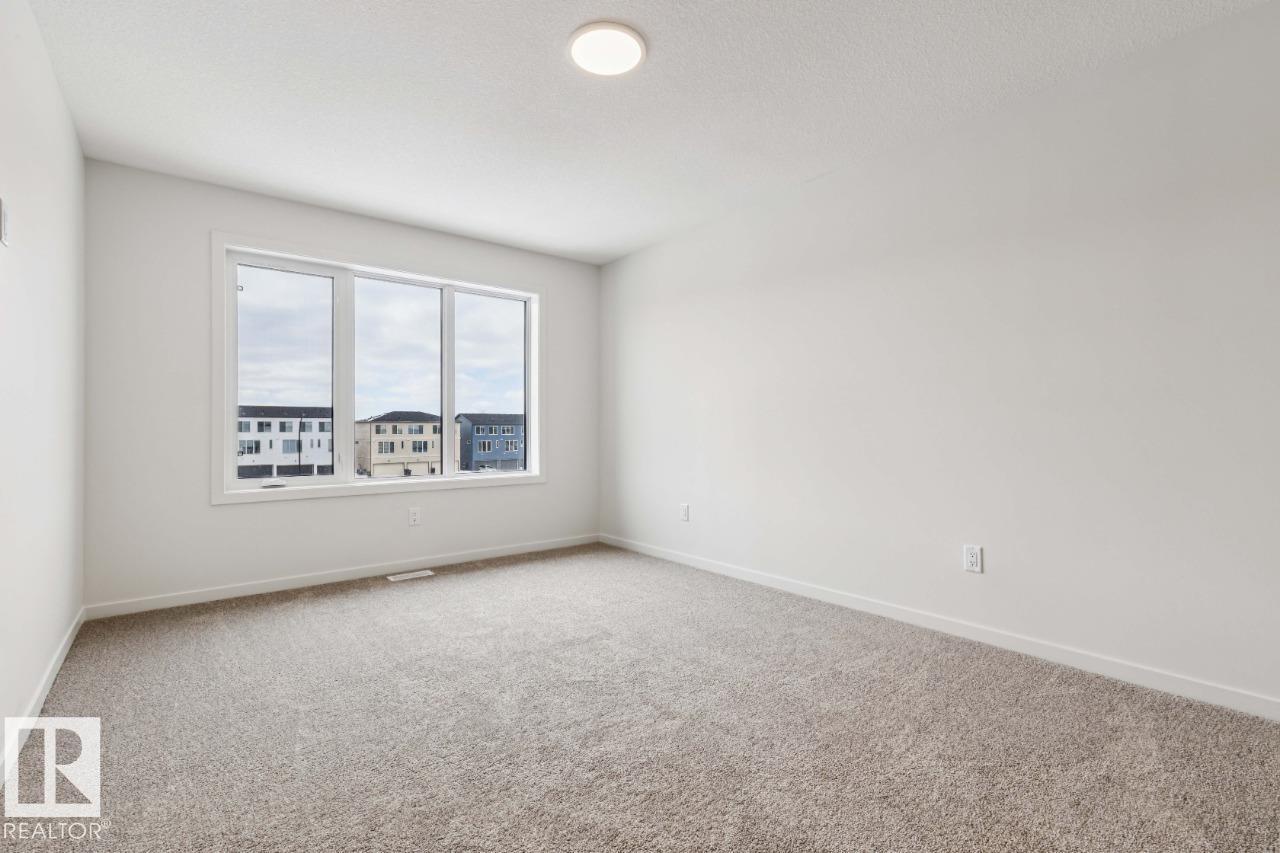 404 30 St Sw, Edmonton, Alberta