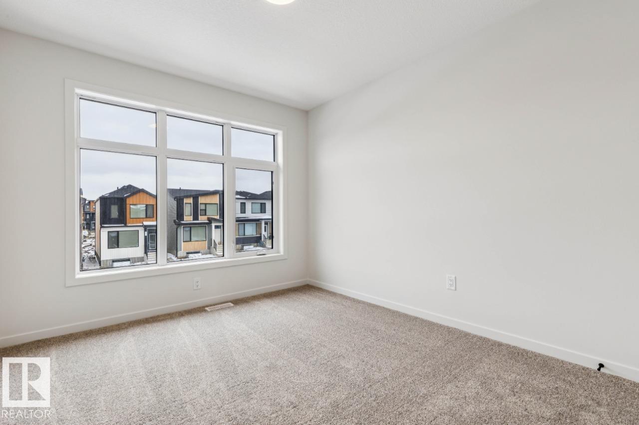 404 30 St Sw, Edmonton, Alberta