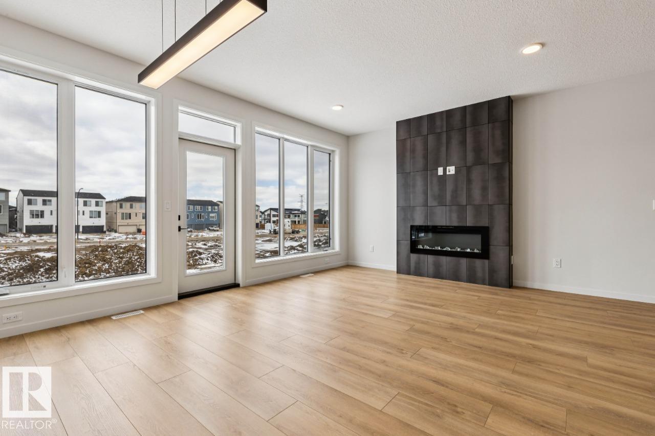 404 30 St Sw, Edmonton, Alberta
