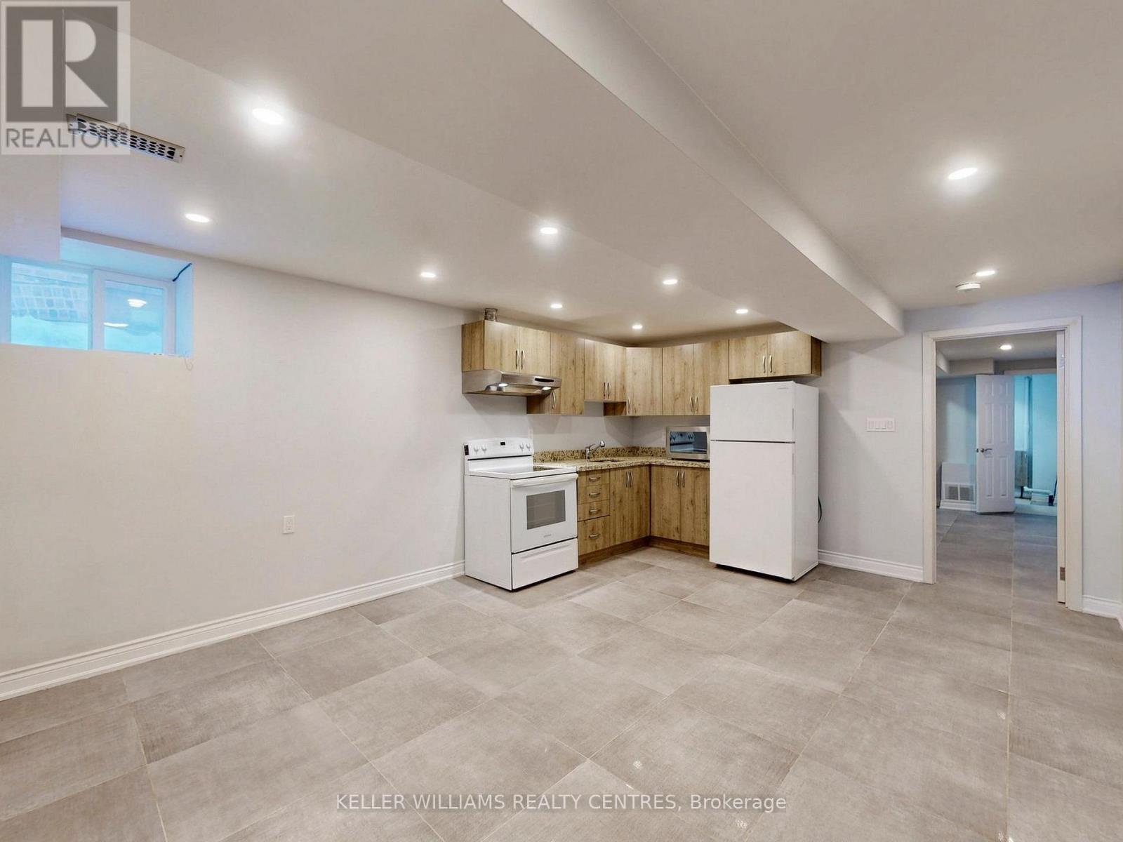 62 Hounslow Heath Road, Toronto (weston-pellam Park), Ontario