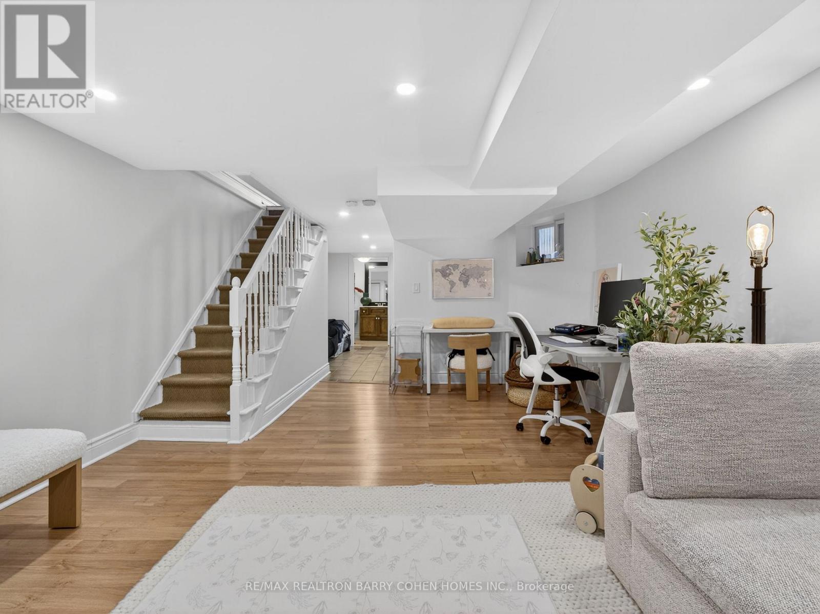 144 Rosemount Avenue, Toronto (corso Italia-davenport), Ontario