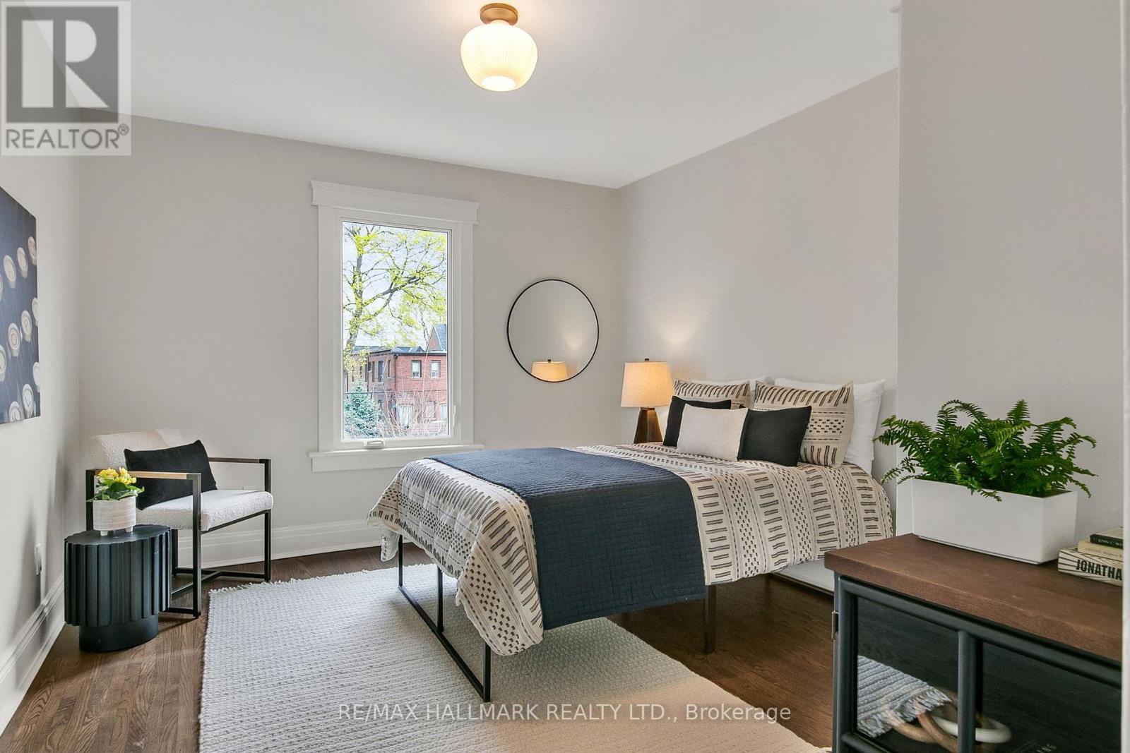 133 Langford Avenue, Toronto (danforth), Ontario
