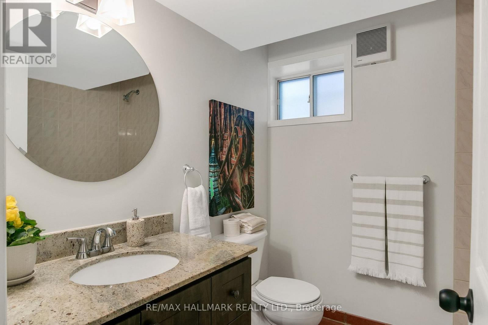 133 Langford Avenue, Toronto (danforth), Ontario