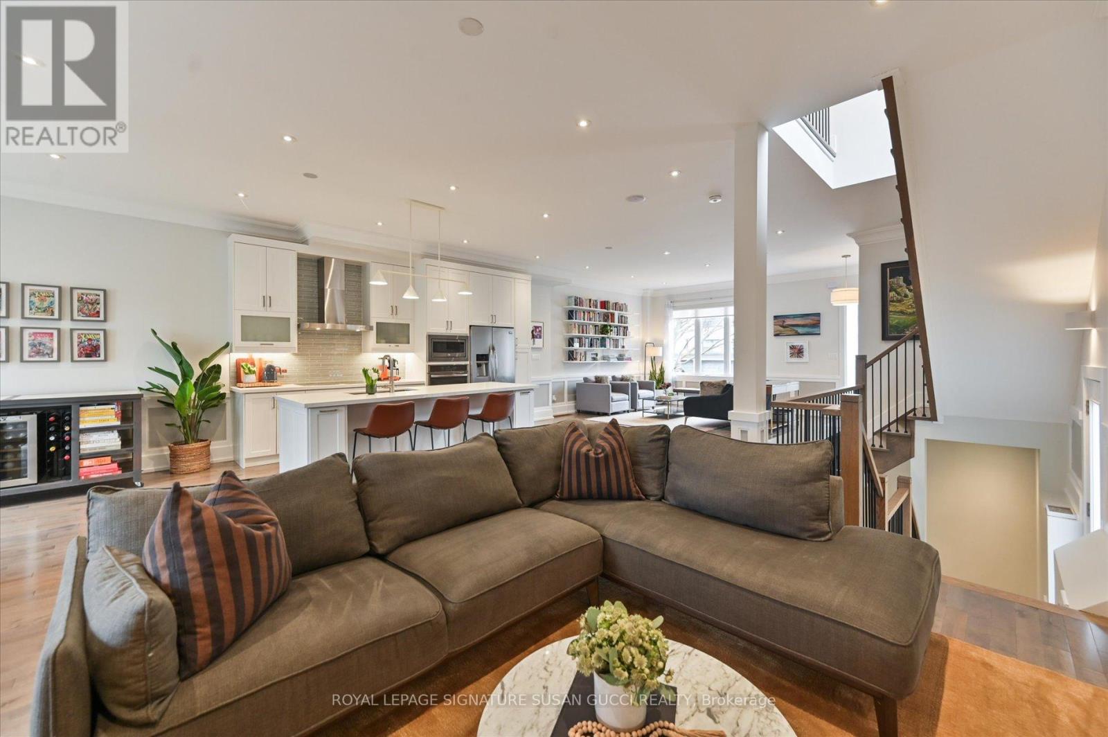 20 Warvet Crescent, Toronto (o'connor-parkview), Ontario