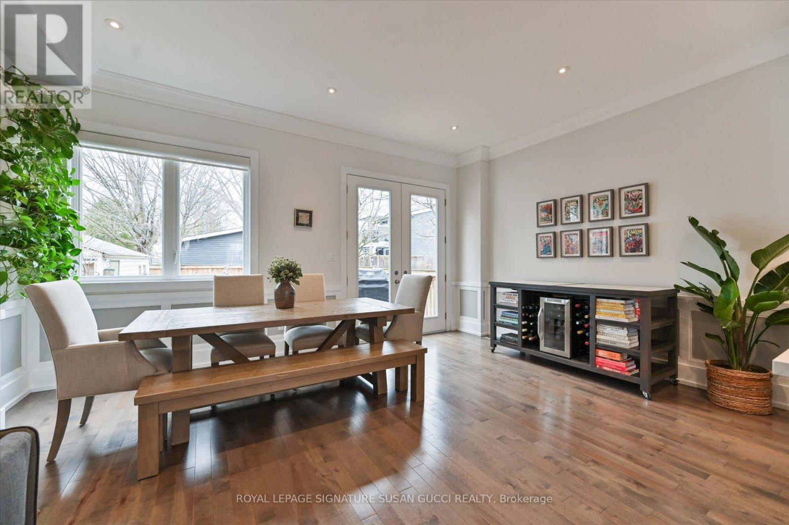 20 Warvet Crescent, Toronto (o'connor-parkview), Ontario