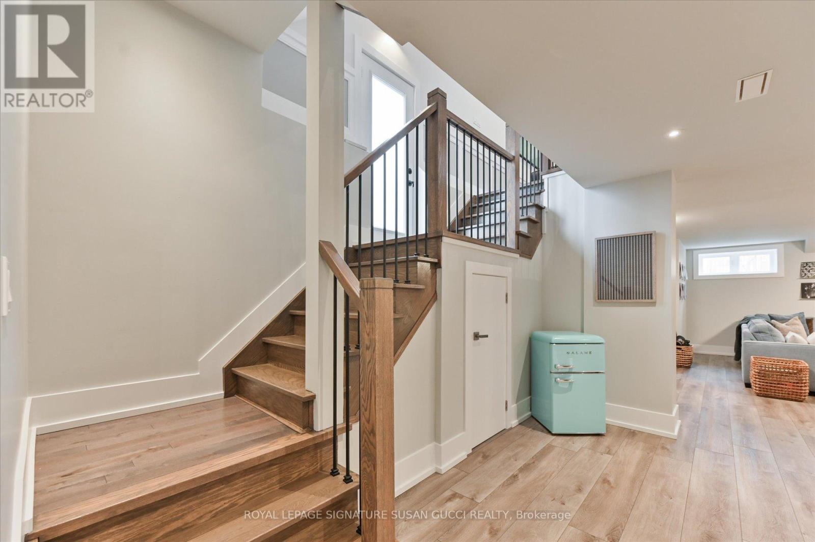 20 Warvet Crescent, Toronto (o'connor-parkview), Ontario