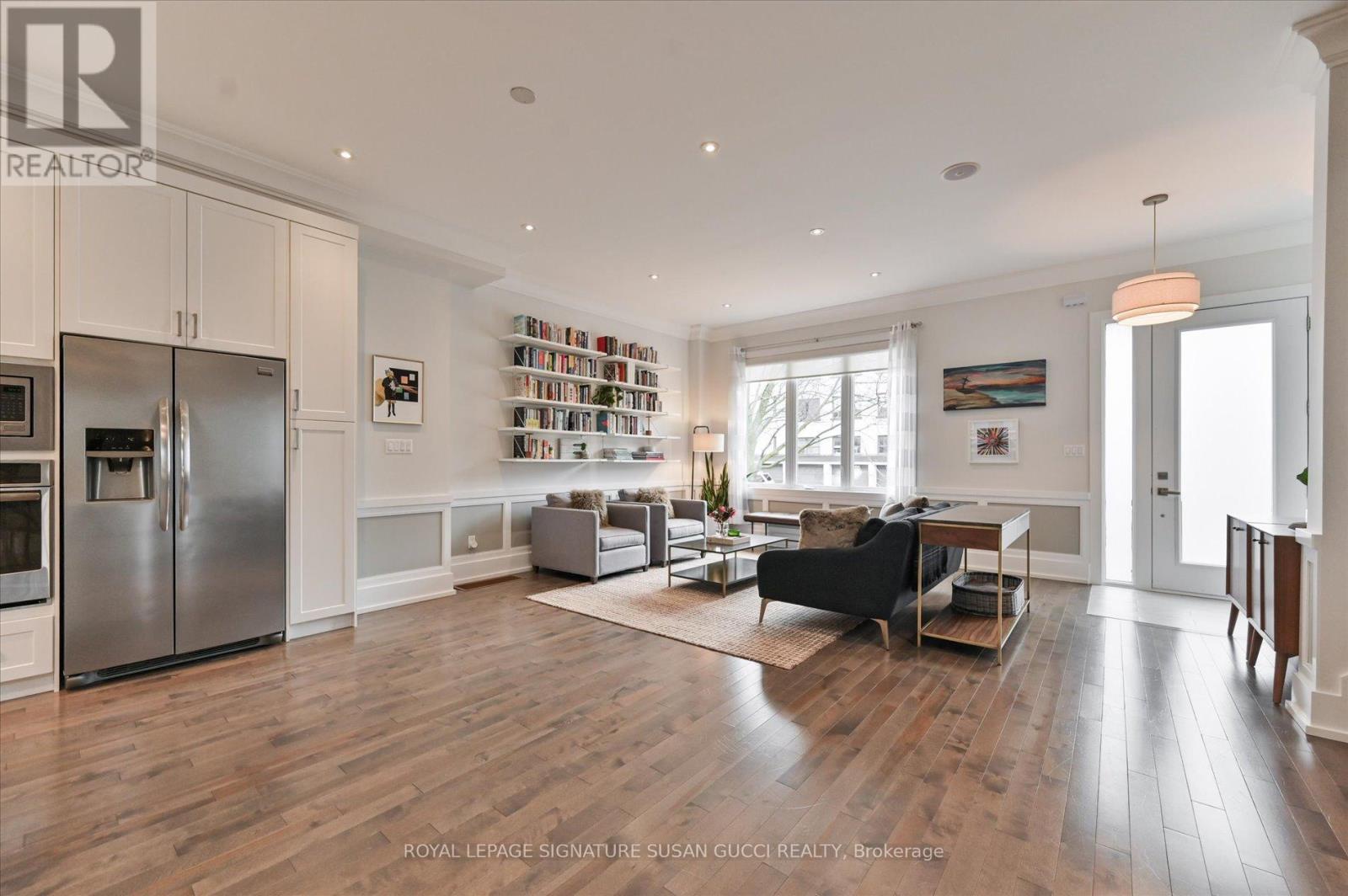 20 Warvet Crescent, Toronto (o'connor-parkview), Ontario