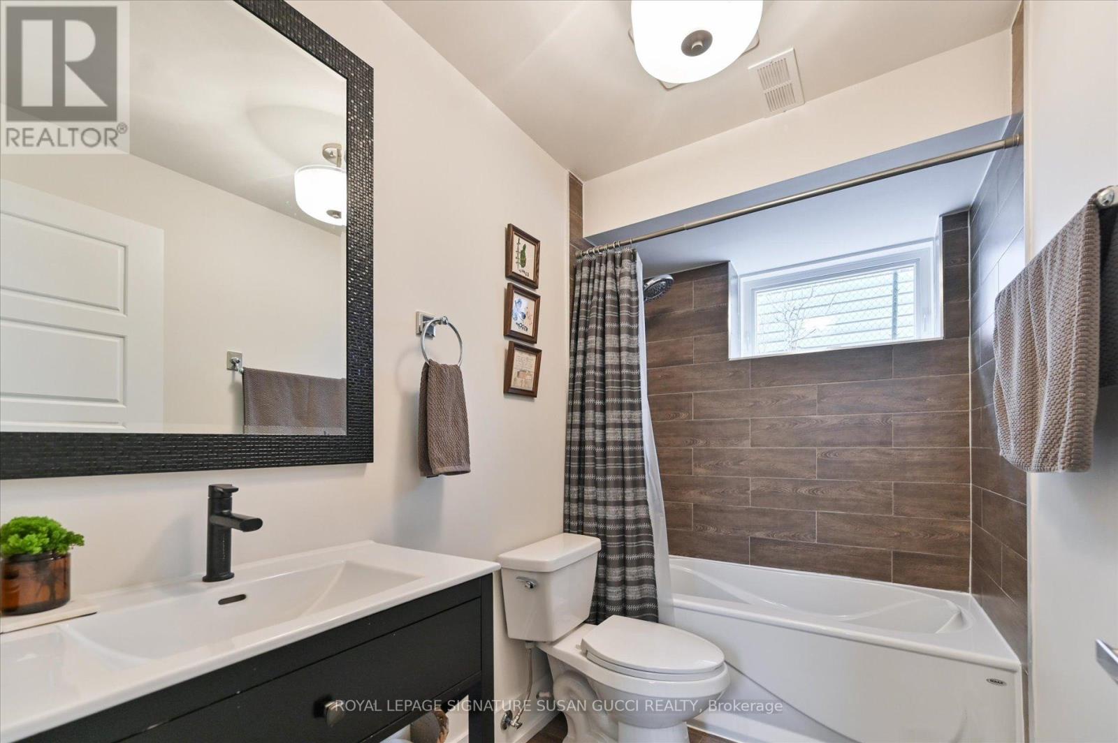 20 Warvet Crescent, Toronto (o'connor-parkview), Ontario