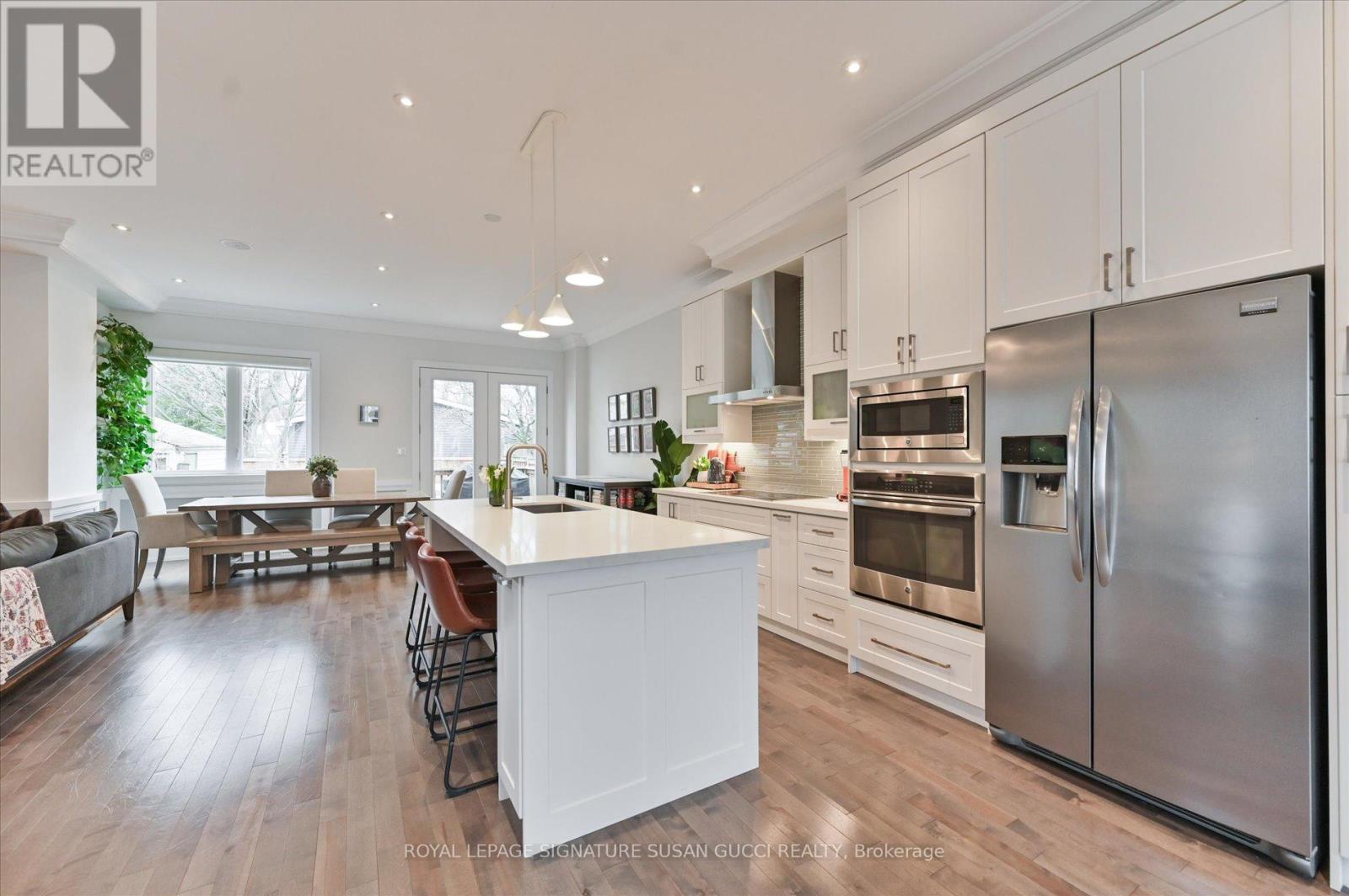 20 Warvet Crescent, Toronto (o'connor-parkview), Ontario