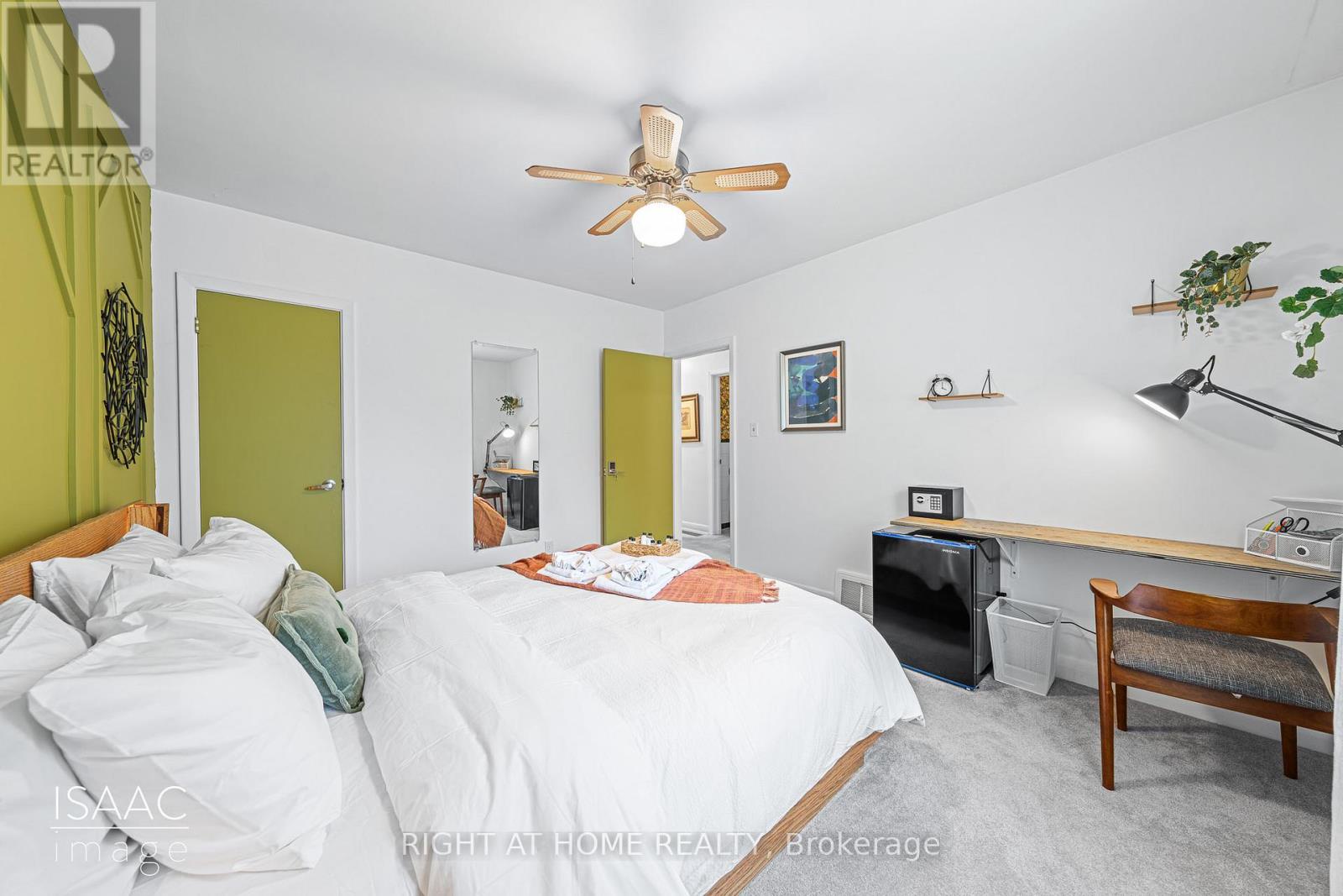 98 Yorkview Drive, Toronto (stonegate-queensway), Ontario