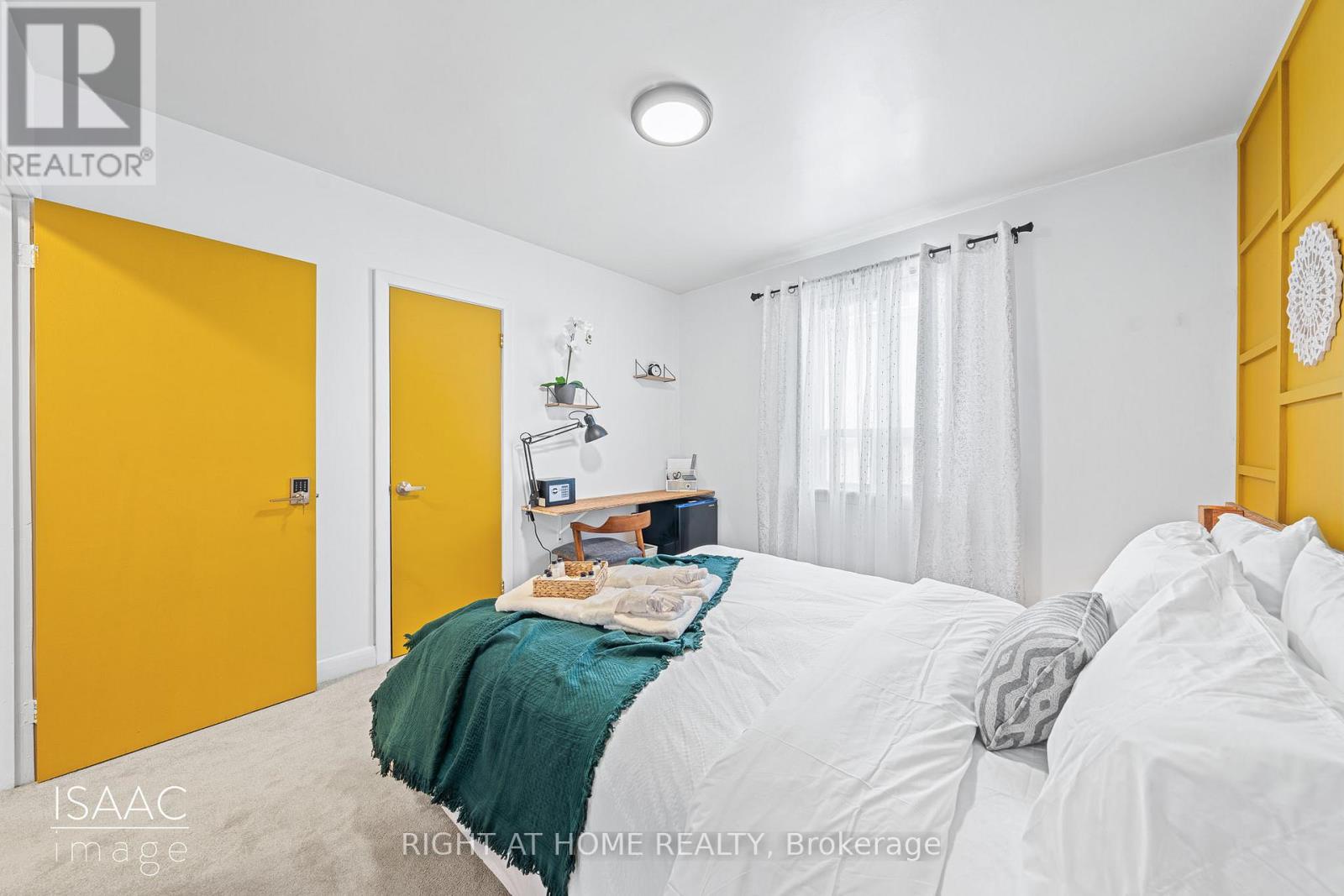 98 Yorkview Drive, Toronto (stonegate-queensway), Ontario