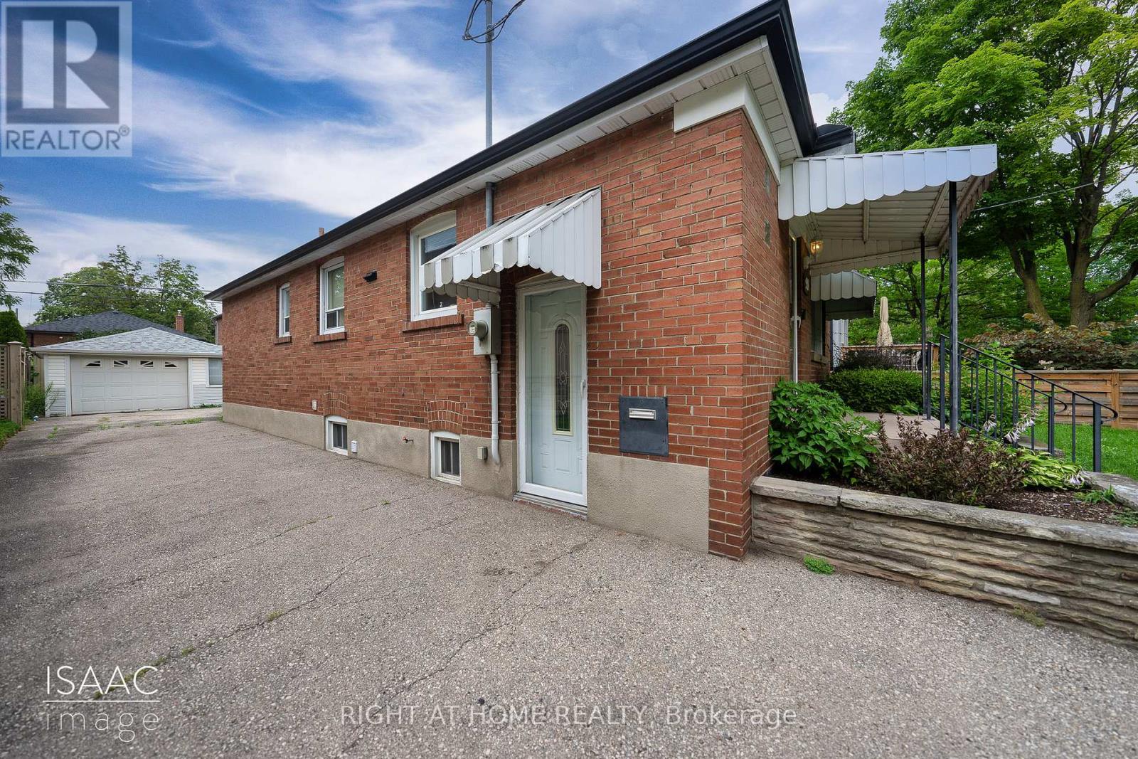 98 Yorkview Drive, Toronto (stonegate-queensway), Ontario