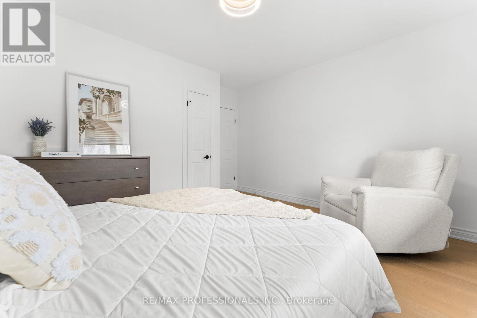 2 Tewsley Place, Toronto (willowridge-martingrove-richview), Ontario