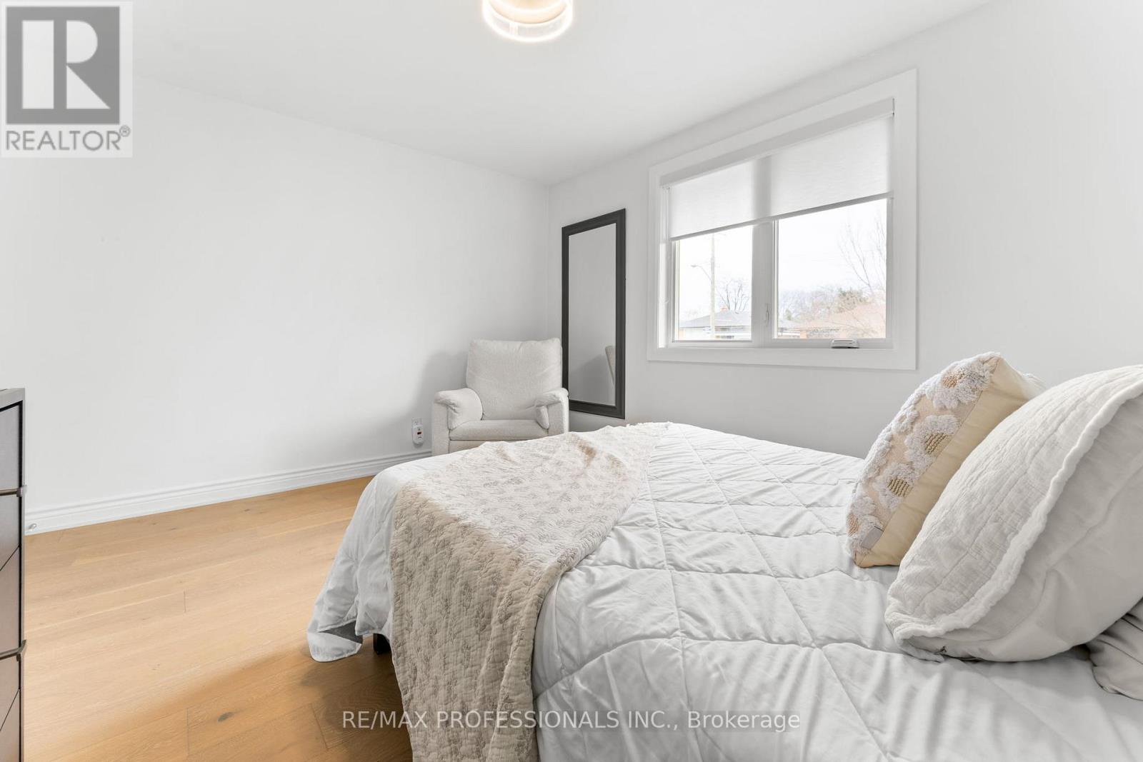 2 Tewsley Place, Toronto (willowridge-martingrove-richview), Ontario