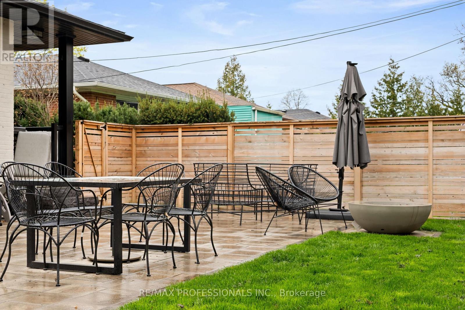 2 Tewsley Place, Toronto (willowridge-martingrove-richview), Ontario