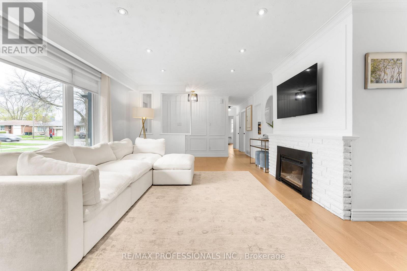 2 Tewsley Place, Toronto (willowridge-martingrove-richview), Ontario