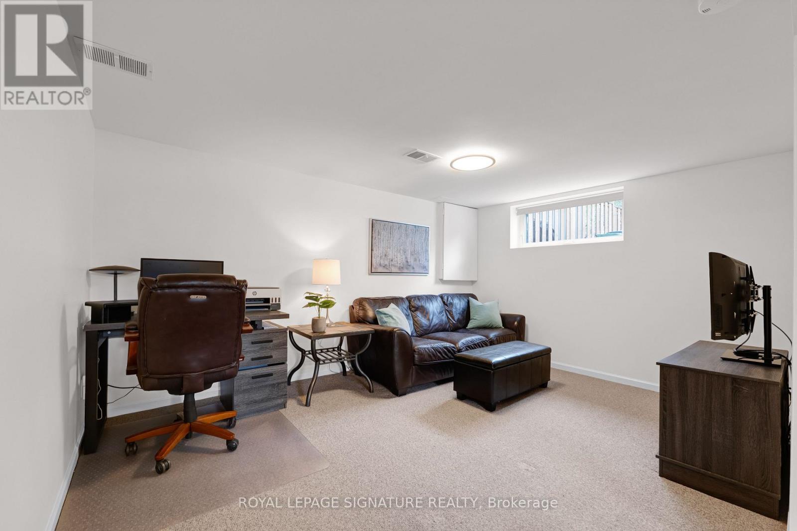 16 Veery Place, Toronto (banbury-don Mills), Ontario