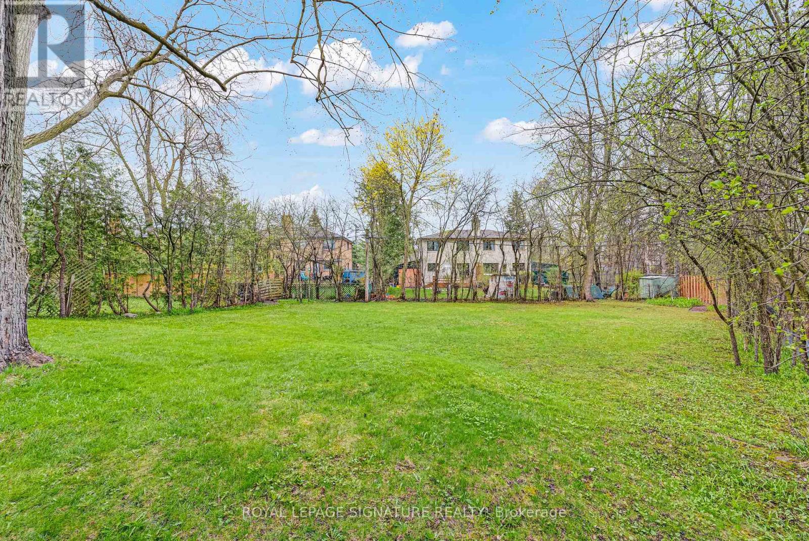 16 Veery Place, Toronto (banbury-don Mills), Ontario