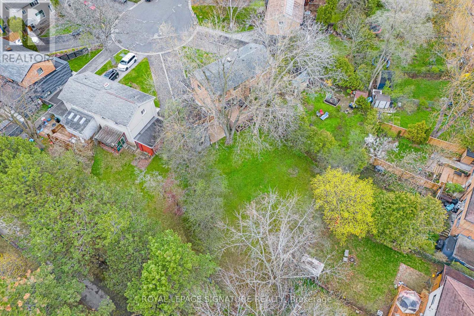16 Veery Place, Toronto (banbury-don Mills), Ontario